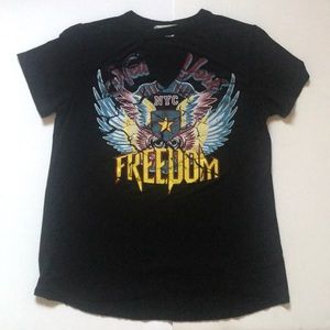 Choker T-shirt with graphics